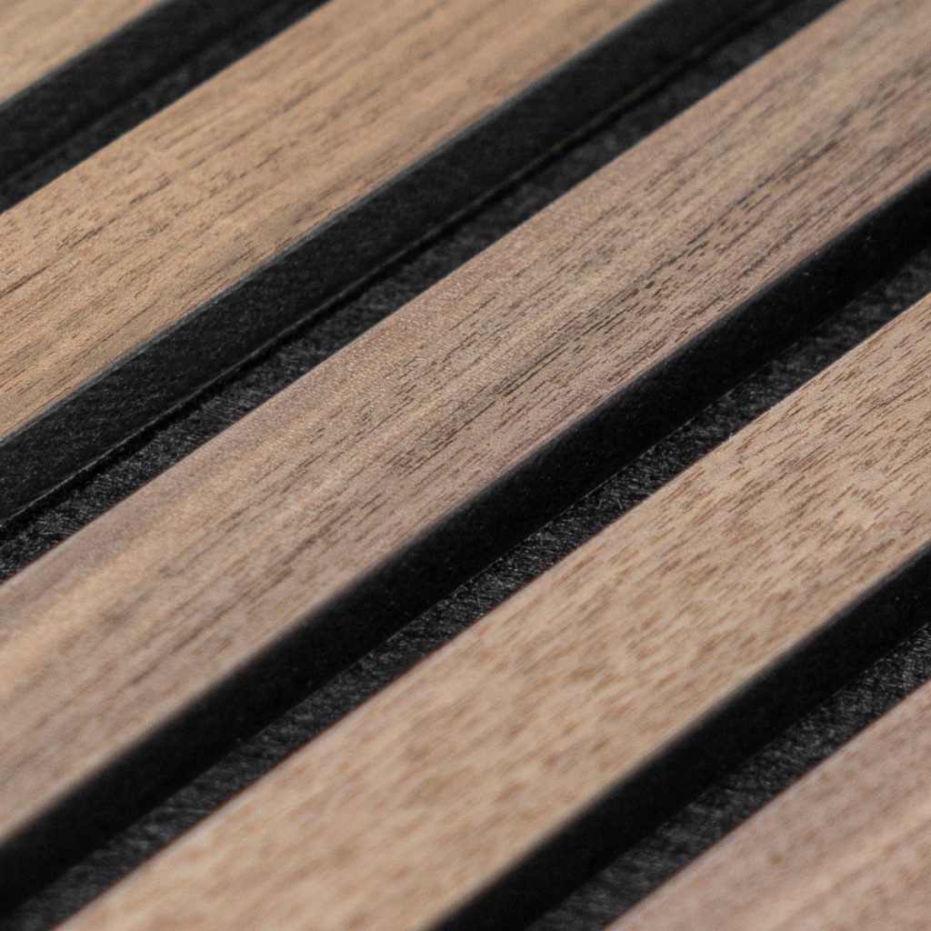 Image 2 of 10 in Akupixel gallery