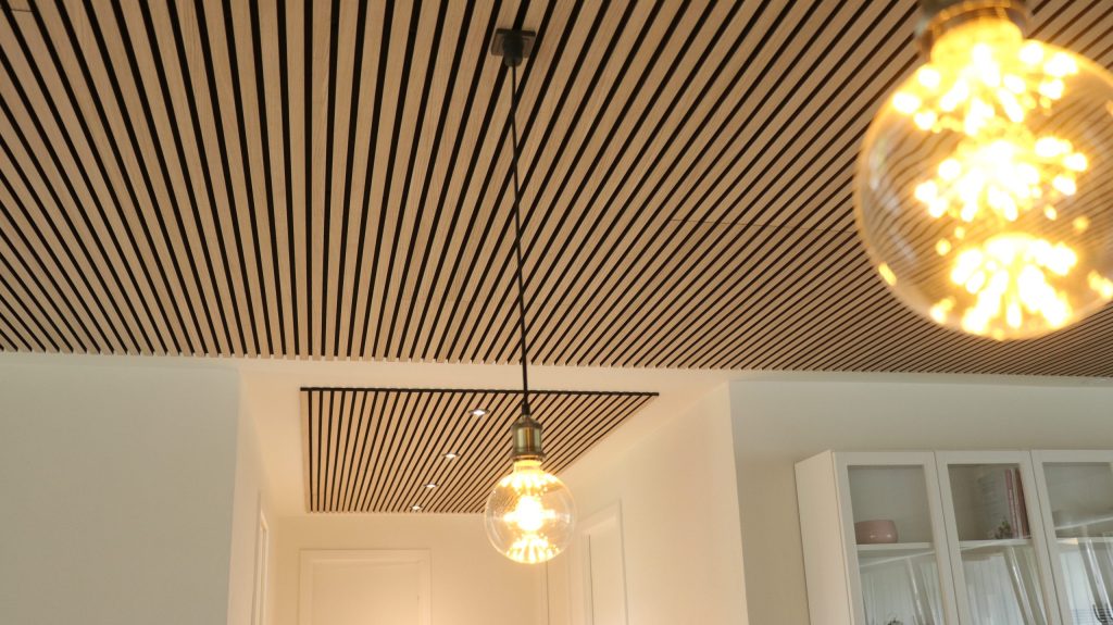 akupanel-classic-oak-black-felt-ceiling-with-spots-1-2