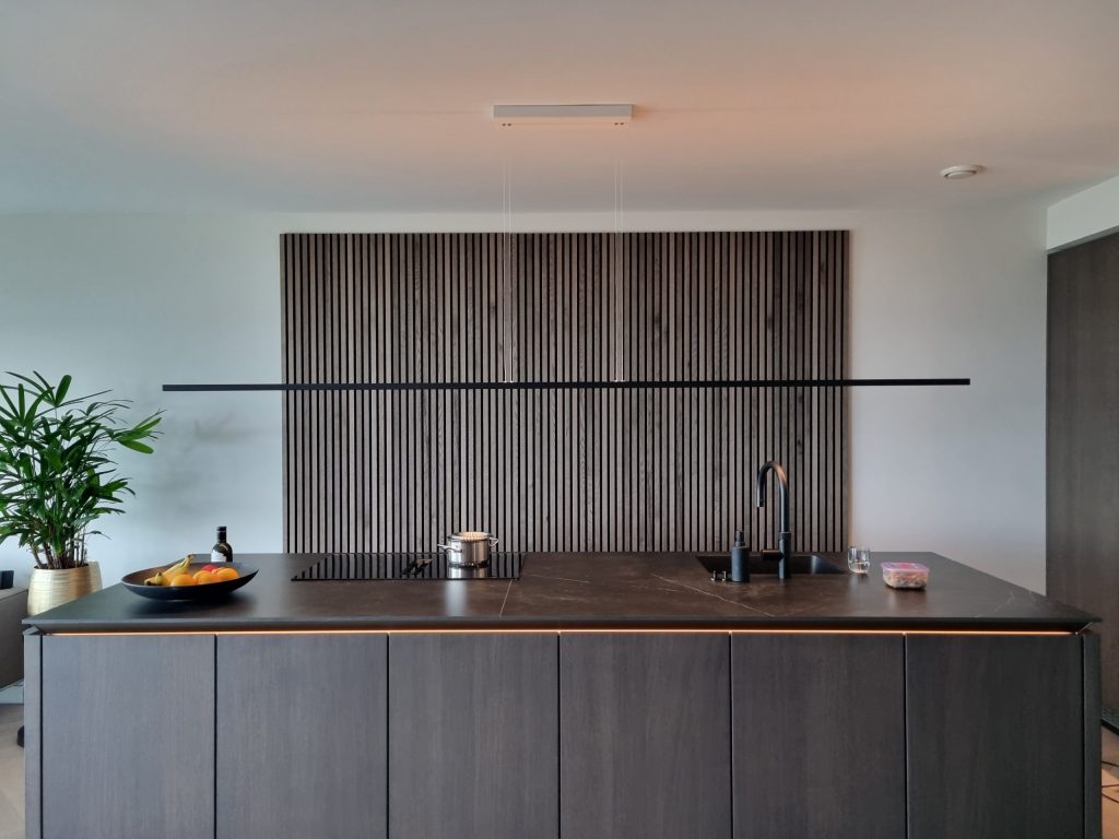 akupanel-rustic-grey-kitchen-1