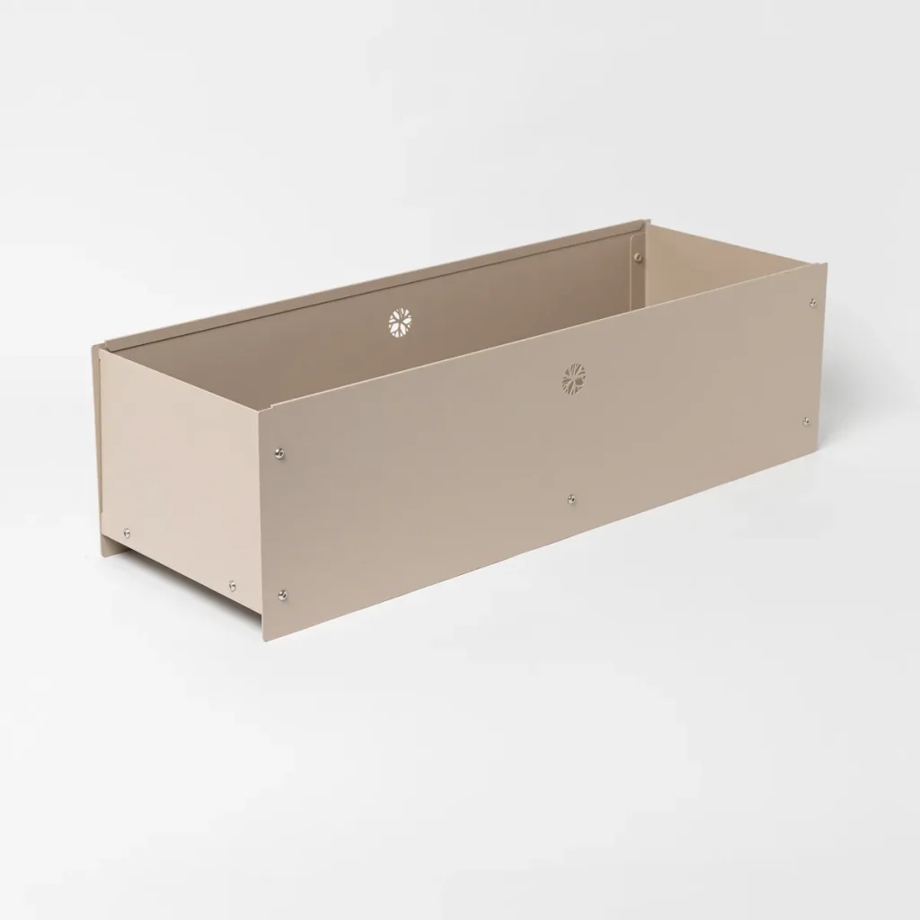 Bilde 3 av 9 i EMBRACE | Nell Metal Box galleri