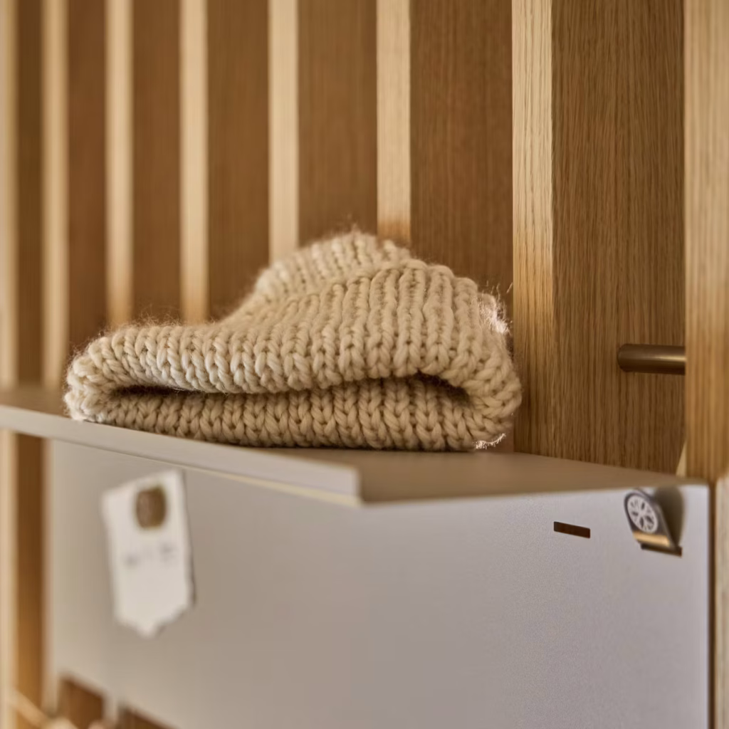 Bilde 4 av 7 i EMBRACE | Nell Coat Rack galleri